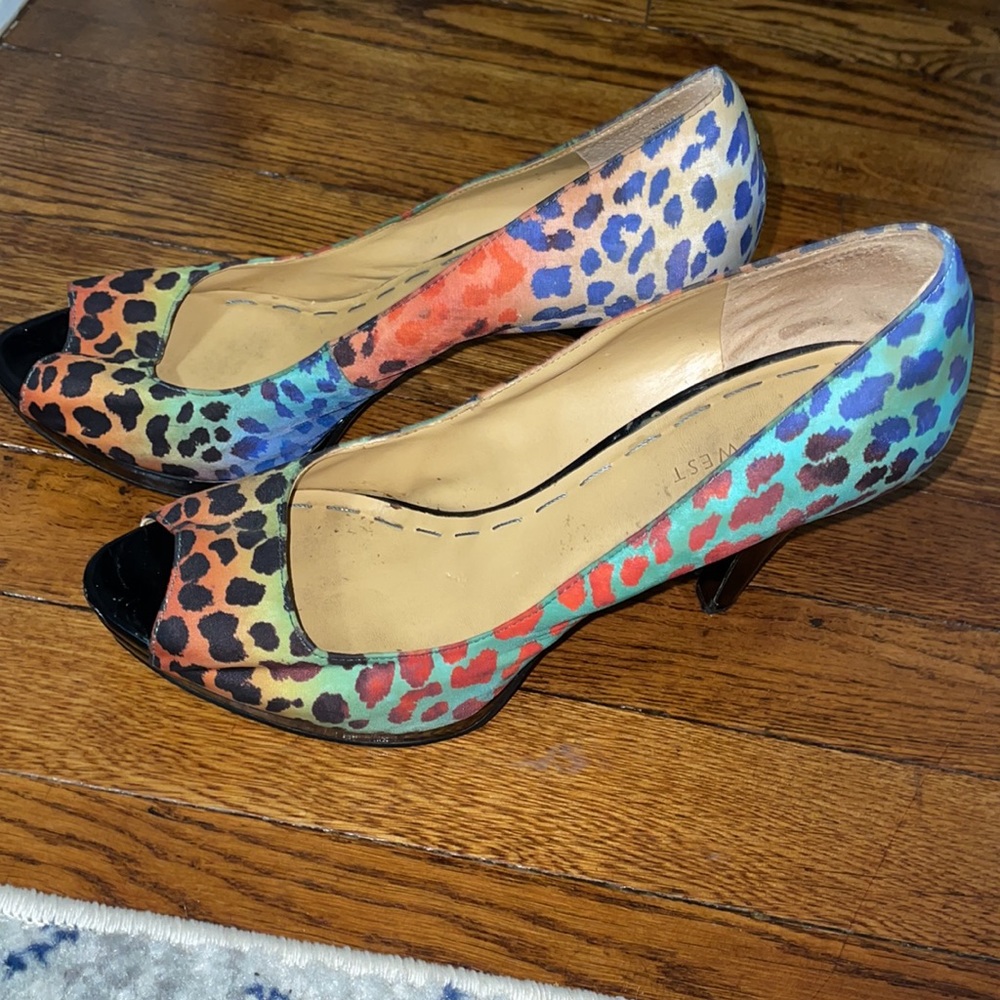 Leopard Nine West heel - Picture 4 of 6